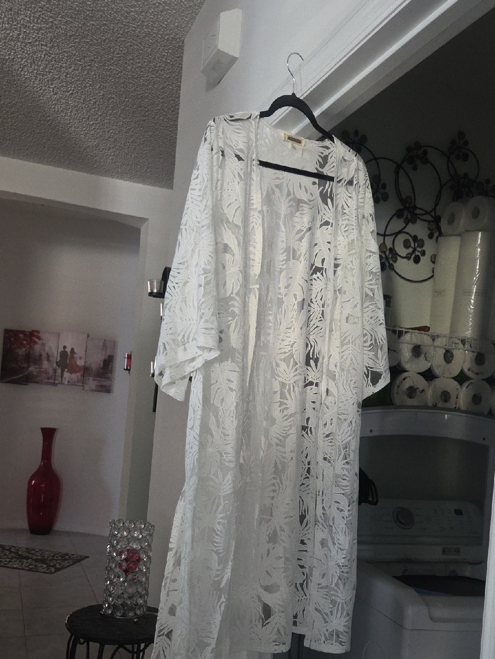 Amber Skies White Cover Up NWOT L